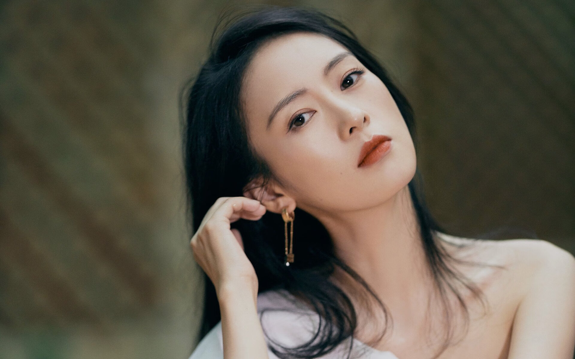 双雄记，老鹰死地求生啄沉快船，詹姆斯末节风暴锁定东决